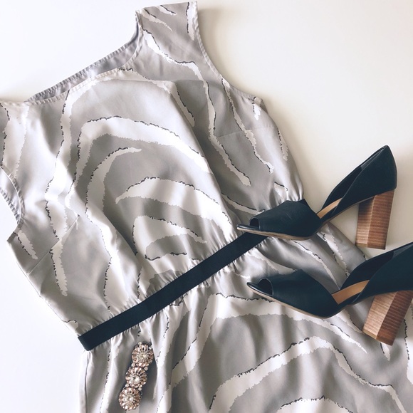 LOFT Dresses & Skirts - LOFT dress.